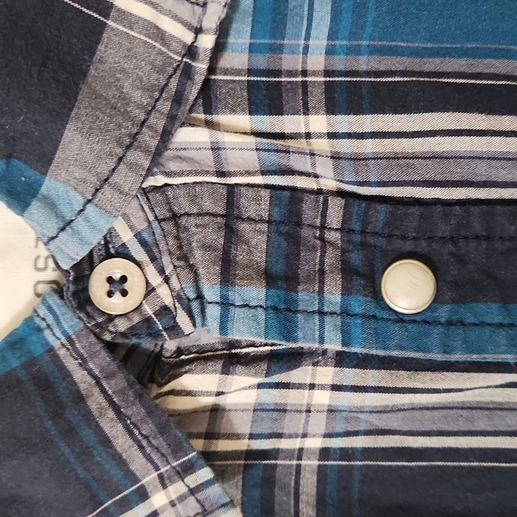 Aeropostale Button Down Size Men's Medium - Picture 2 of 5